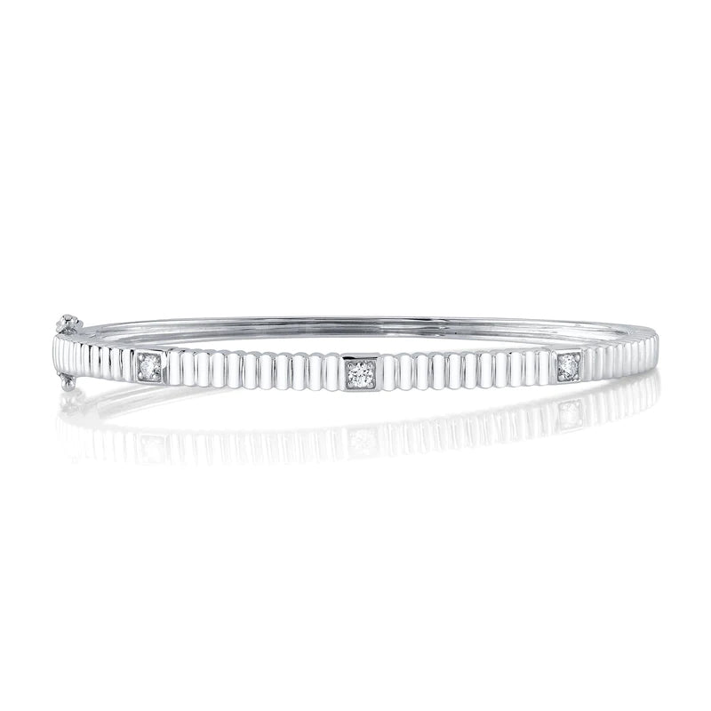 Pavé Diamond Fluted Bangle