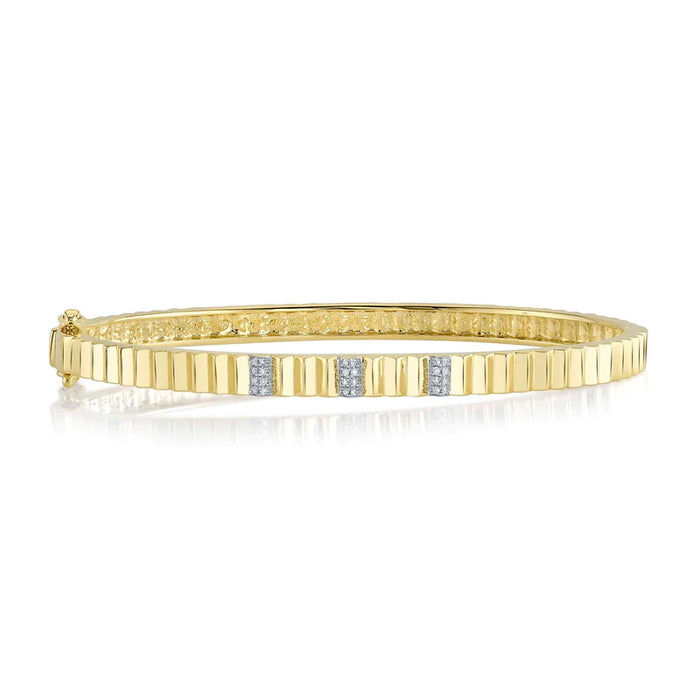 Pavé Diamond Fluted Bangle