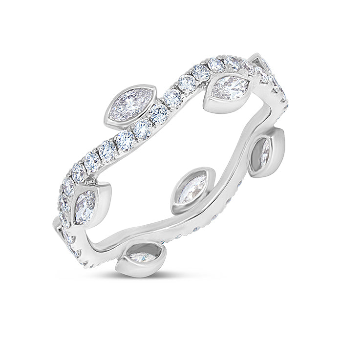 Kiss Diamond Ring - Pasha Fine Jewelry